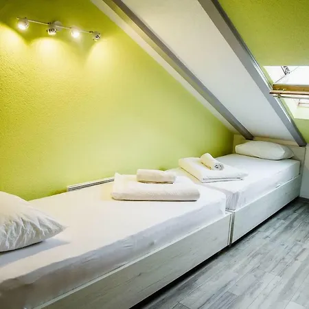 Vendégház Pansion Focin