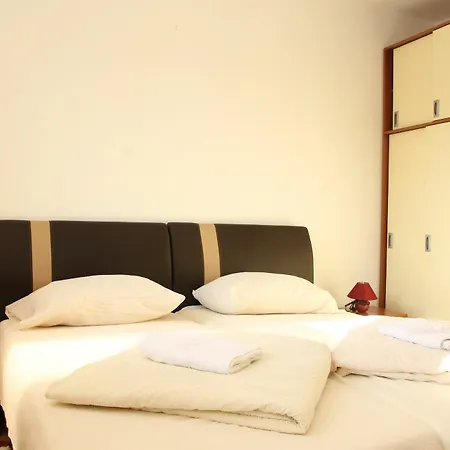 Vendégház Pansion Focin